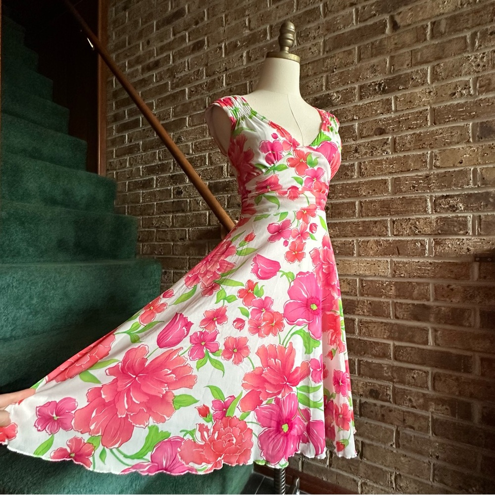 VTG Y2K 2000s Spring Floral Pink & White Tulip V-neck Dress